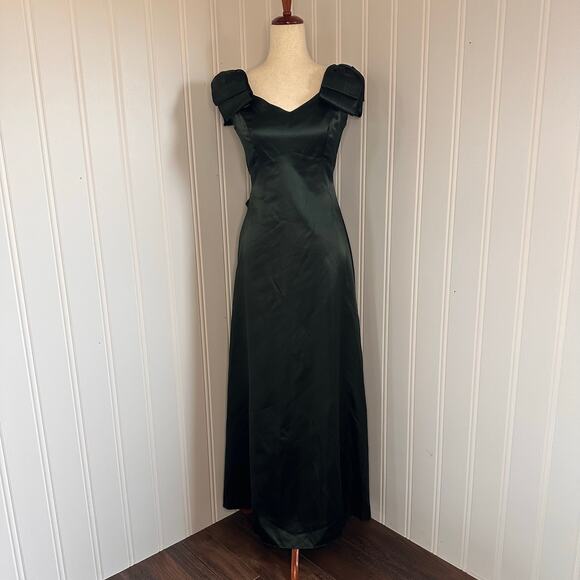 Vintage 90s/Y2K Green Maxi Gown size 7/8 - Picture 1 of 8